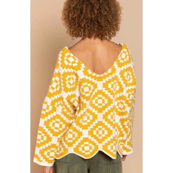 POL Geo Print V Neck Sweater Oversized Fit - Picture 11 of 12